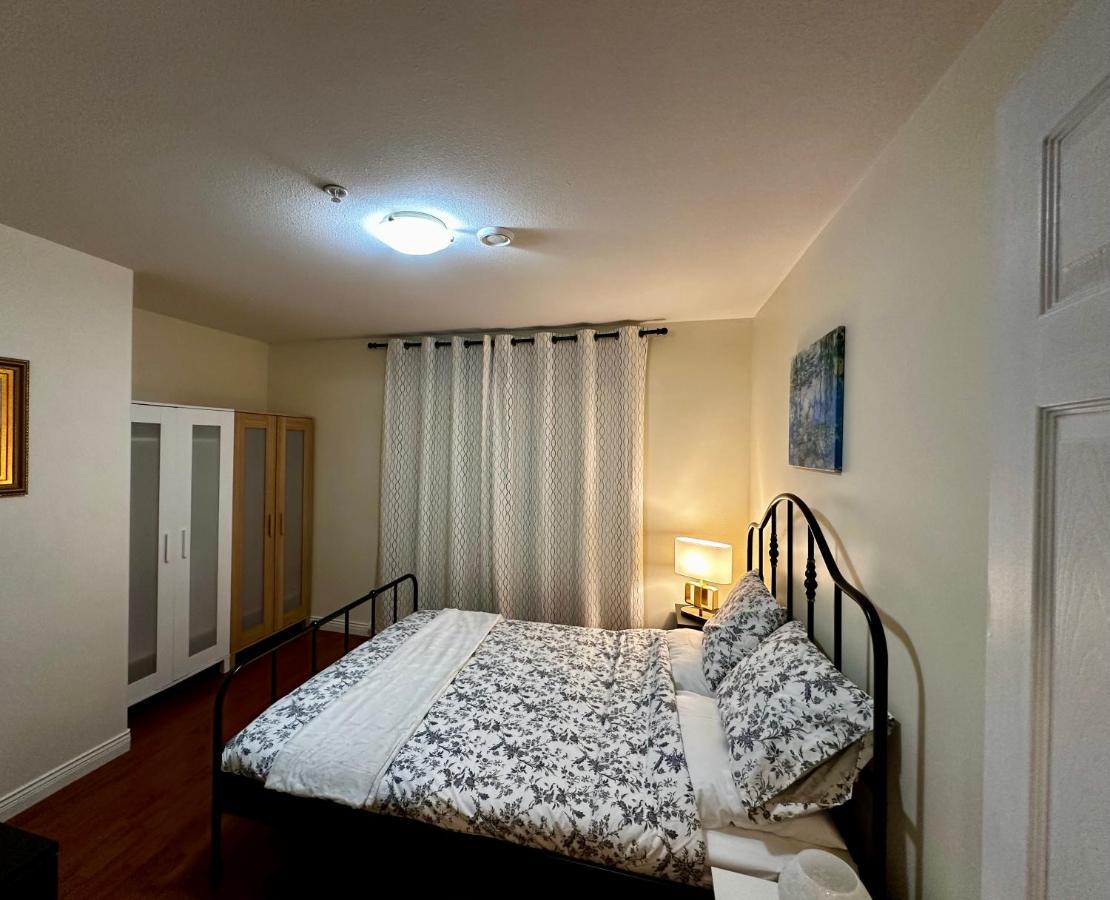 Sixpine Suite - 2 Bedroom Suite Ванкувер Экстерьер фото